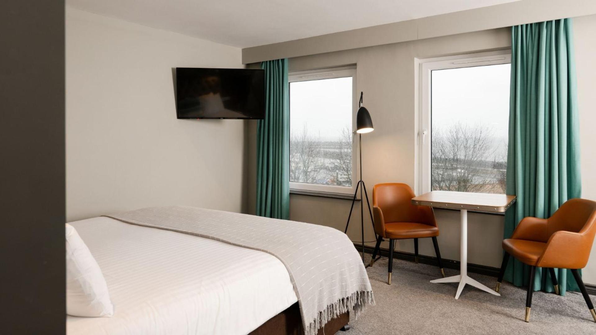 Marine Hotel 巴利卡斯尔 外观 照片