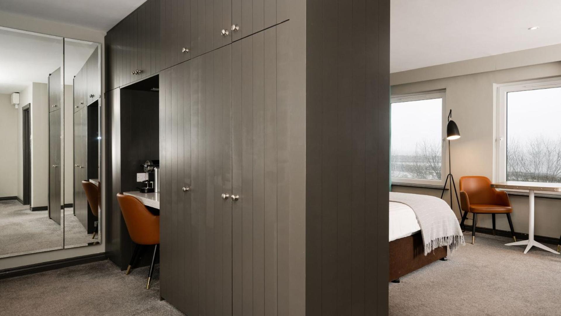 Marine Hotel 巴利卡斯尔 外观 照片