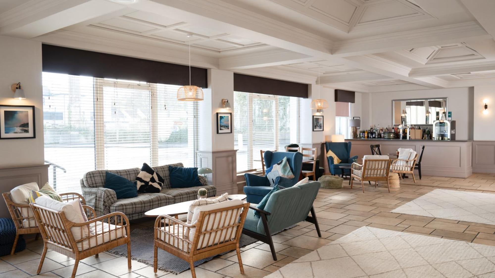 Marine Hotel 巴利卡斯尔 外观 照片
